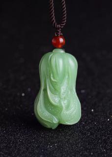 翠青和田玉:翠如嫩芽,令人迷醉!